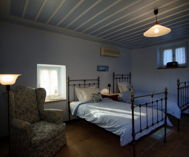 Διαμονή στο δωμάτιο Νεράντζι του Ξενώνα Περλέα