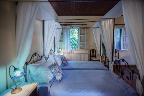 perleas-rooms-portokali-kampos-chios-0020