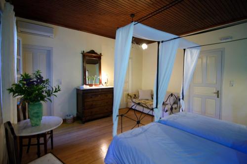 perleas-rooms-portokali-kampos-chios-0023